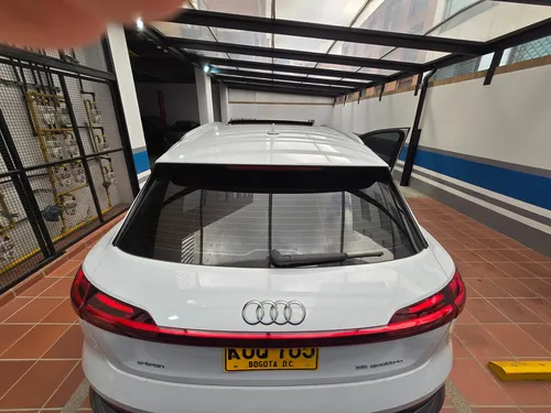 Audi E-tron Prestige