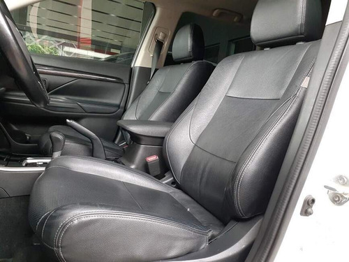 Imagem 9 de 13 de Outlander 2.0 16v Gasolina 4p Automático