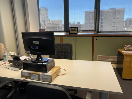 Oficina En Venta O Alquiler - Centro, Av Corrientes - 3 Cocheras 670m2, Posibilidad De Dividir