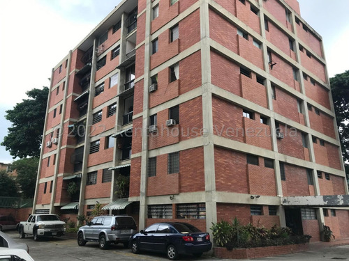 Km Apartamento (1 Nivel) En Venta En La Trinidad, Distrito Metropolitano