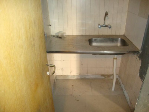 Local En Venta En Caseros