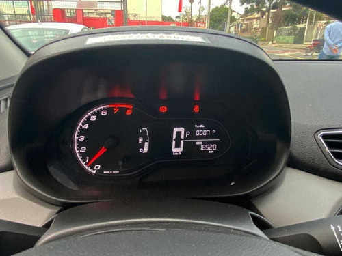 Imagem 10 de 15 de Chevrolet Onix 1.4 Flex At Adv. 2019