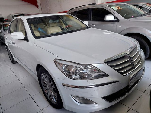 Hyundai Equus 4.6 V8 32v Aut. 4p