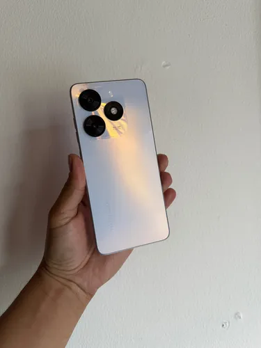 Tecno Spark 20c Dual Sim 256 Gb Blanco 4 Gb Ram (Usado)