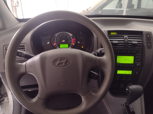 Imagem 15 de 20 de Hyundai Tucson 2013 2.0 Gls 4x2 Aut. 5p