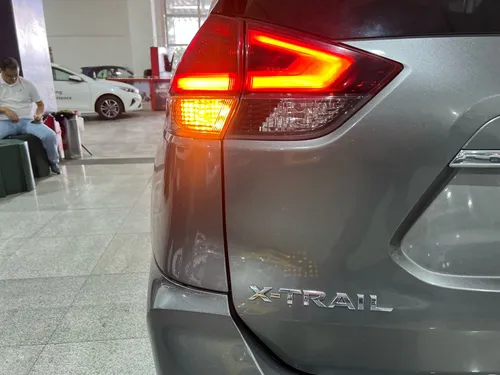 Nissan X-Trail 2.0 Exclusiv 2 Row Hybrid