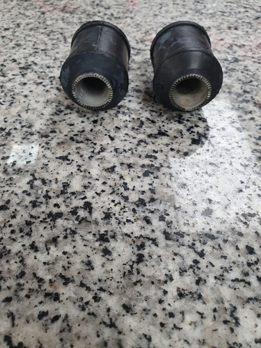 Buje Inferior Pequeño Mitsubishi Montero Dakar Sport