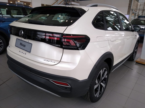 Volkswagen Nivus Highline 200 Tsi At 1.0 Gf