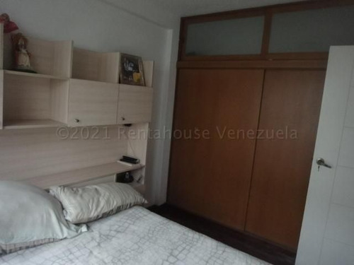 Imagen 8 de 13 de Apto En Venta 22-8919 Daisbelis Tarazona 0424-2925931