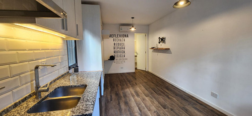Venta De Monoambiente En Barrio La Esmeralda