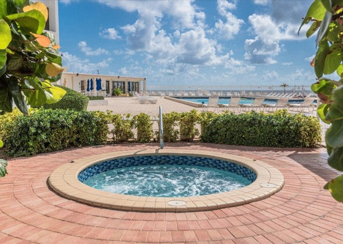 Hermoso Departamento De Un Dormitorio Sobre La Playa