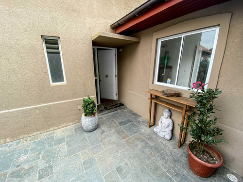 Encantadora Casa Con Piscina (73545)