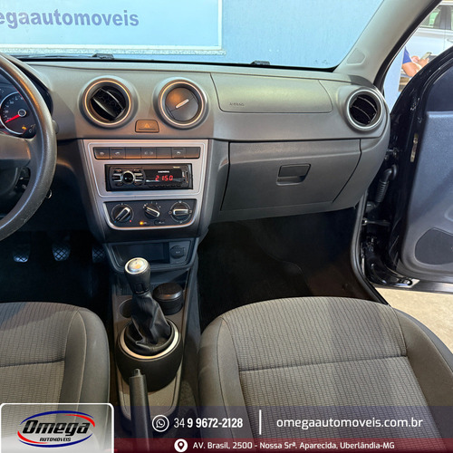Volkswagen Voyage TREND 1.6 MI TOTAL FLEX 8V 4P