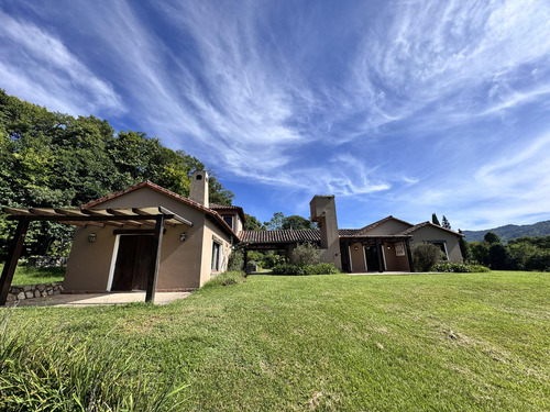 Casa En Venta O Alquiler En Ruta 28, Castellanos, San Loren