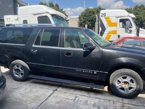 Imagen 8 de 13 de Lincoln Navigator 2009 5.4 Ultimate 4x2 Mt