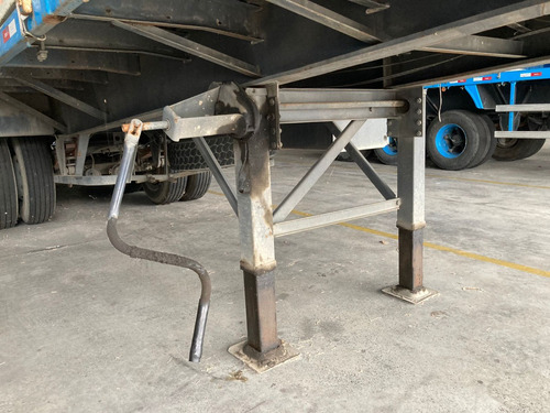 Carreta Grade Baixa Randon Ano 2000 De 12,4m Com Locker
