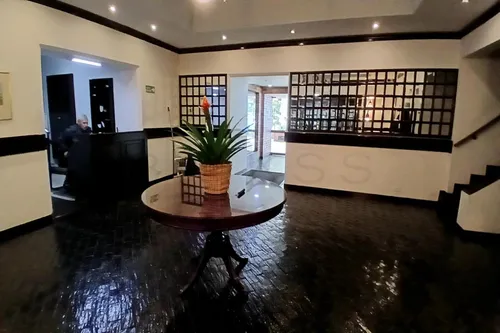 Oficina En Arriendo/venta En El Chico. Cod A6947