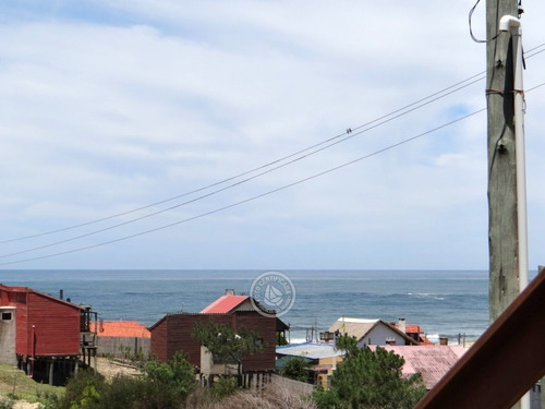 Imagen 24 de 25 de Yavé Yireh - 2 En Punta Del Diablo