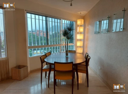 Imagen 3 de 10 de Mk Inmobiliaria Vende Penthouse En Sebucán De Tres Niveles Incluyendo Terraza / Manuel 04122064254