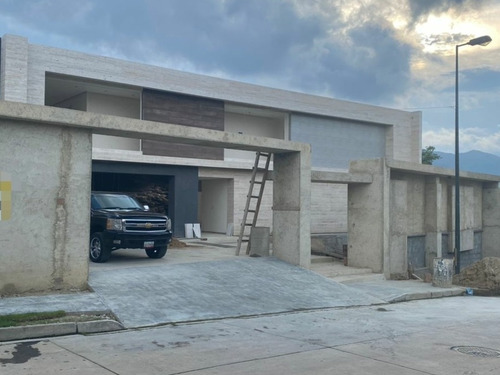 Imagen 3 de 14 de Exclusiva Casa Con Vista Al Dique De Guataparo 1.800 Mts.sn.