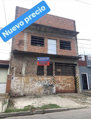 Establecimiento Industrial De 855 M2 Cubiertos Aproximados, Villa Ballester