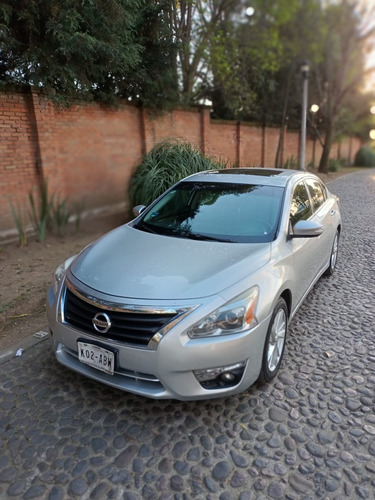 Nissan Altima 2.5 Advance Navi Mt