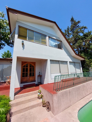Venta Casa En Cardenal Newman Los Dominicos, Sin Comisión