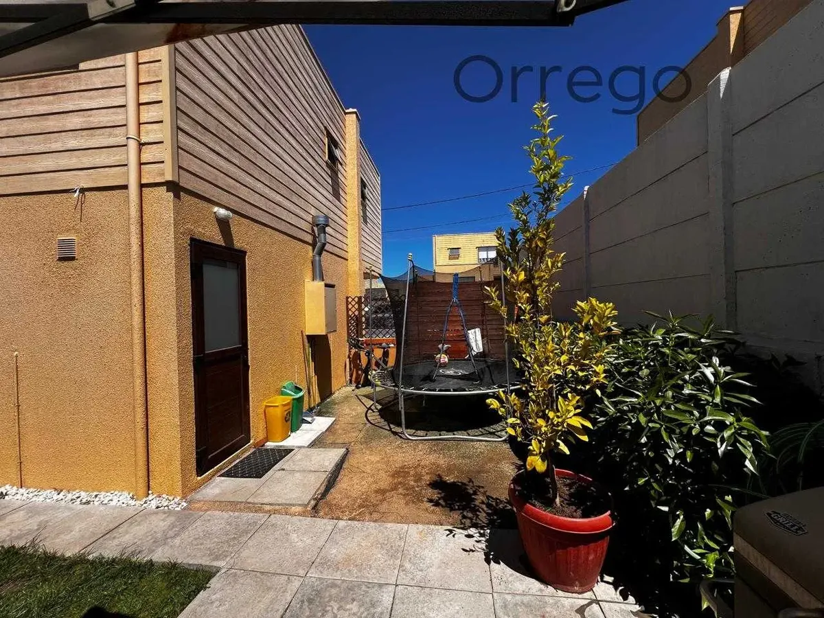 Imagen 4 de 16 de Arriendo Csa 2 Pisos Cond El Mirador Norte Ii (175719)