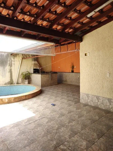 Casa A Venda Em Bairro Médio Alto Padrão