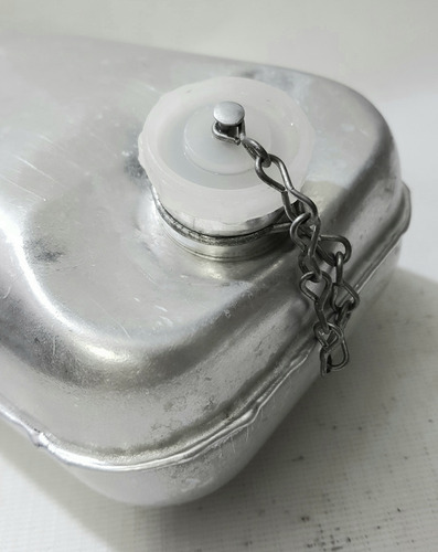 Cantimplora Aluminio 1,3 Lts. Scouts De America,23x10,5x7 Cm (Usado)