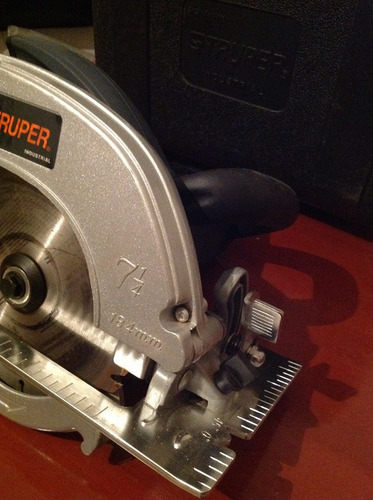 Sierra Circular Truper Maquina Carpinteria 7 1/4
