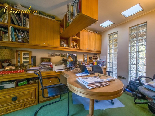 Imagen 19 de 30 de Excelente Casa Ubicada En Zona De Quinchamalí. Las Condes.