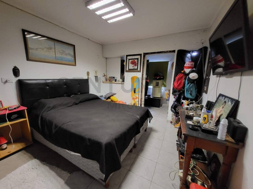 Imagen 9 de 11 de Casa De 4 Dormitorios Con Pileta En La Plata