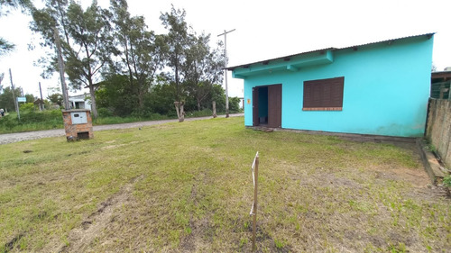 Encante-se Com Esta Casa De Charme: Seu Refúgio No Mar De Atlântida Sul, Osório, Rs