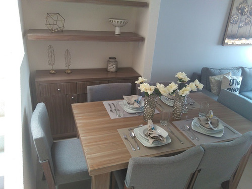 Casa En Venta De 4rec Con Balcon En Los Héroes Chalco