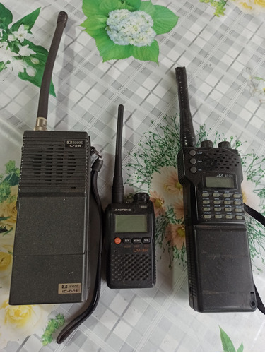 Vendo Tres Equipos Juntos (adi At-201 / Icom Ic-2a/ Baofeng 