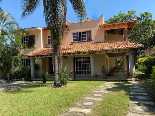Casa En Fraccionamiento Las Fincas