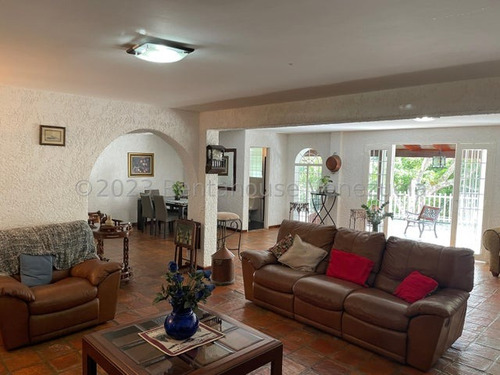 Se Vende Casa En La Lagunita Country Club Mls #24-5707