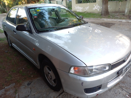 Mitsubishi Lancer Lancer Glxi 1.6 