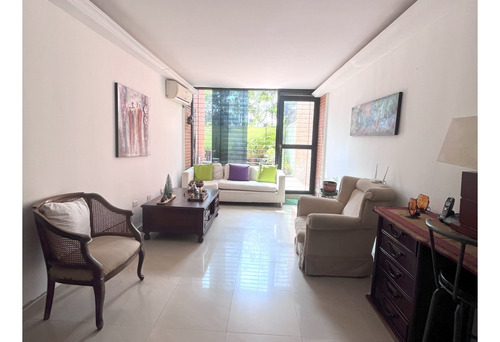 Venta De Apartamento Colinas De La Tahona 131 M2 2h/2b/2p (ig)