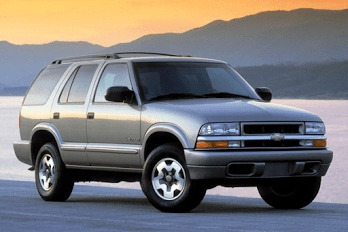 Moldura Pisa Pie Trasera Derecha Chevrolet Blazer 95-2001