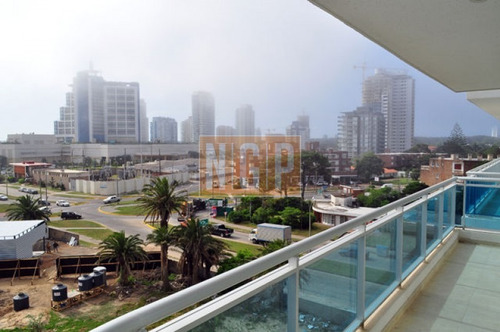 Apartamento En La Brava- Ref: 4815