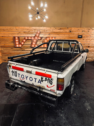 Toyota Hilux 3.0 D/cab 4x2 D Dx
