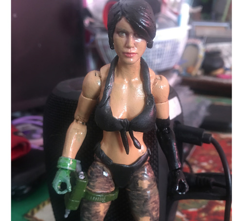 Quiet Mgs V Custome (Reacondicionado)