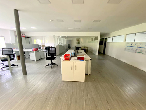 Venta Local Industrial Paso De La Arena - Avenida Islas Canarias