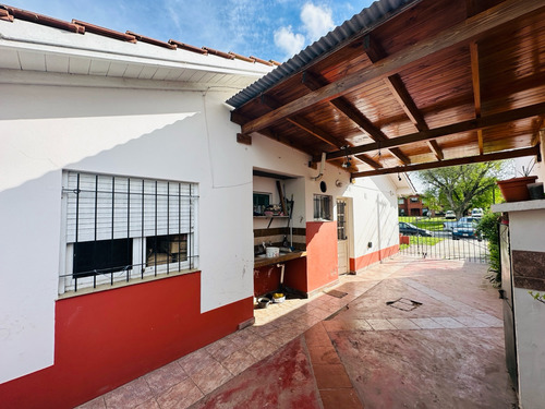 Casa En Venta En General Madariaga