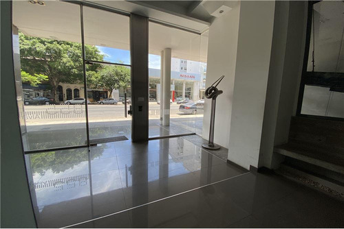Departamento Categoria - 2 Ambientes - Venta - Parrilla - Seguridad - Amenities - Colegiales