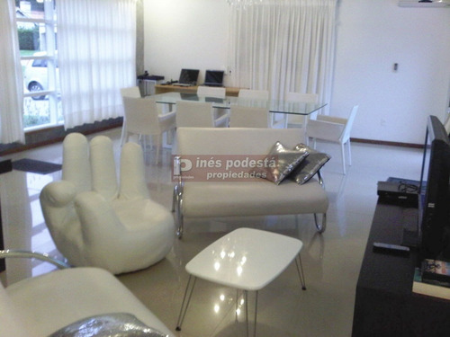 Espectacular. Como Nueva, Super Completa!!!- Ref: 37490