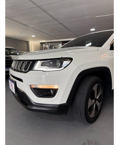 Jeep Compass 2.0 16V FLEX LONGITUDE AUTOMÁTICO