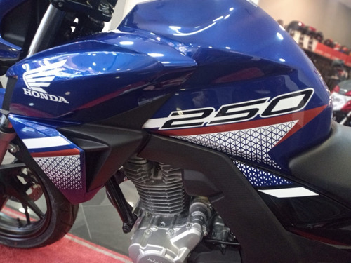 Imagen 4 de 16 de Honda Cb 250 Twister 2023 Honda Redbikes